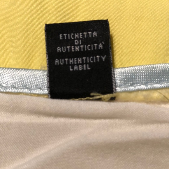 Versace Bermuda short. - Picture 4 of 6